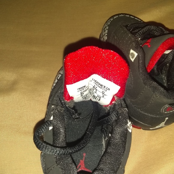 Baby Air Jordan sz 3c - Picture 2 of 6